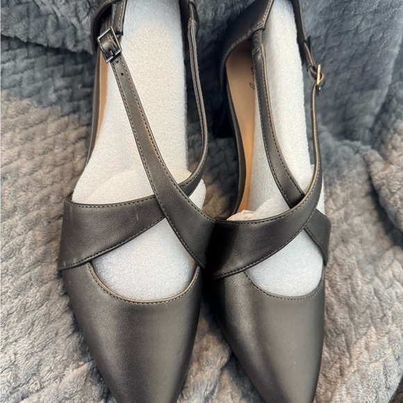 easy street Shoes - Easy Street Black T-Strap Heels